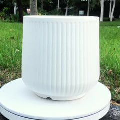 2pcs Resin Flower Pots with Drainage by Snagg A Pot