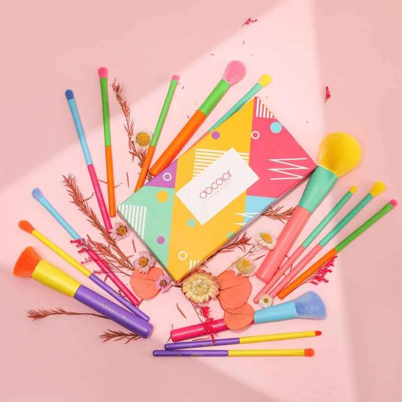 Professional Macaron Dream Series – 15/16 Piece Full-Face & Eye Artistry Collection