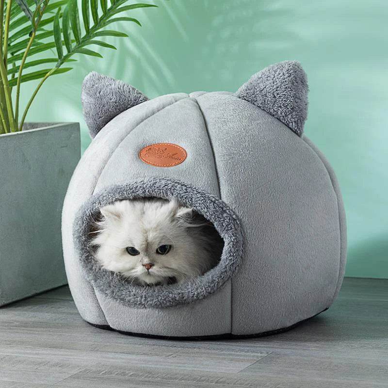 Deep Sleep Winter Cat Cave Bed - SnaggIt