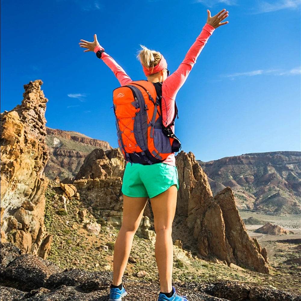 40L Hiking & Camping Backpack - SnaggIt