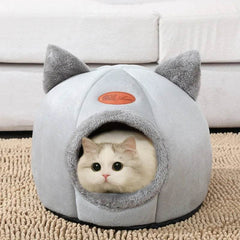 Deep Sleep Winter Cat Cave Bed - SnaggIt