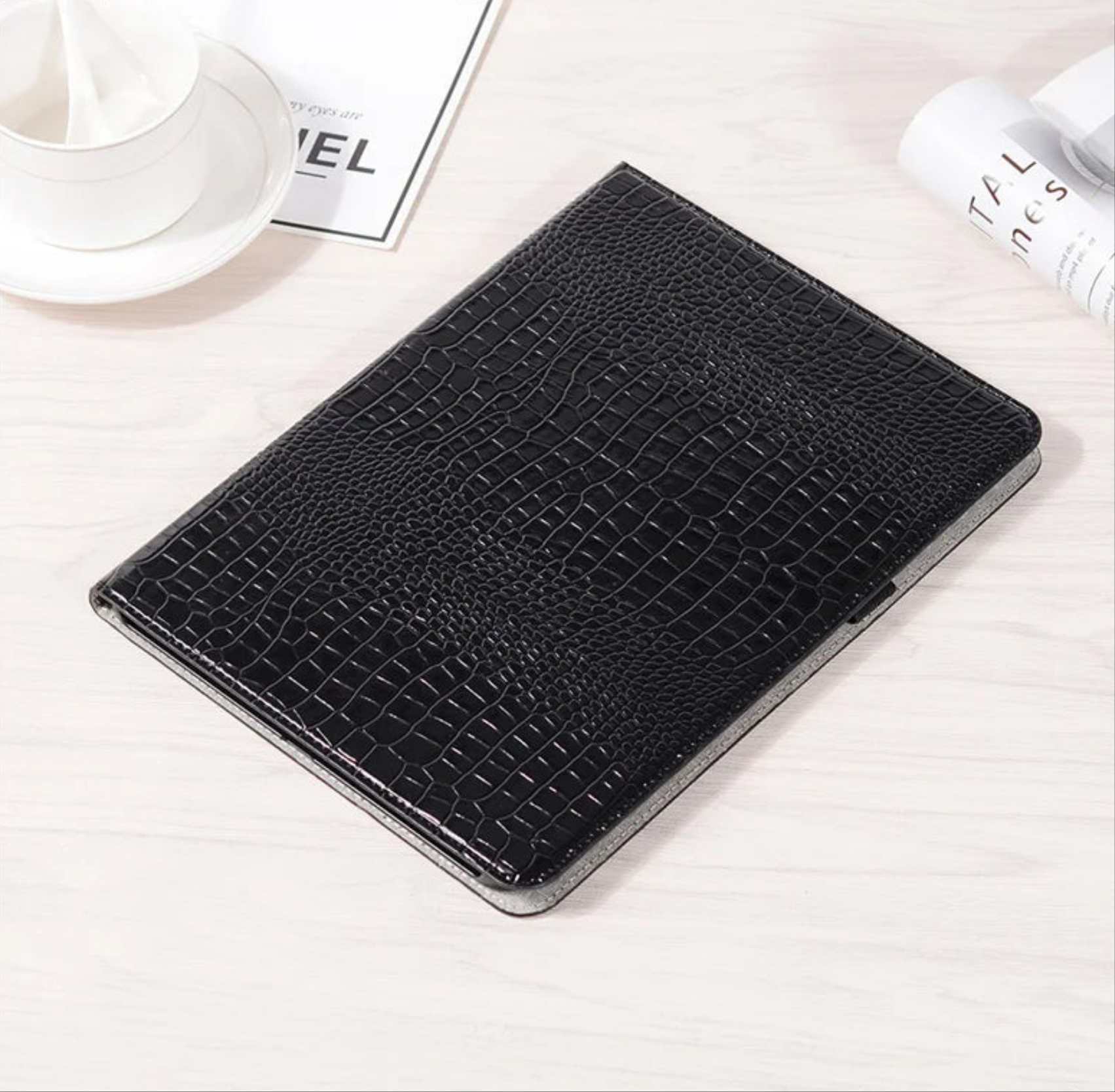 Smart Flip Case For iPad Pro 11 / 12 / 13 by Snagg An iPad Case