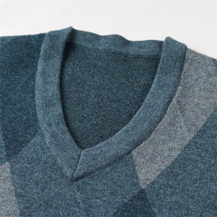 Men’s Argyle Plaid V-Neck Pullover | Classic Winter Knitted Sweater