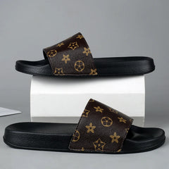 Men’s Trendy Beach Flip-Flops by Snagg A Slipper
