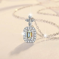 1CT Green Moissanite Necklace - SnaggIt