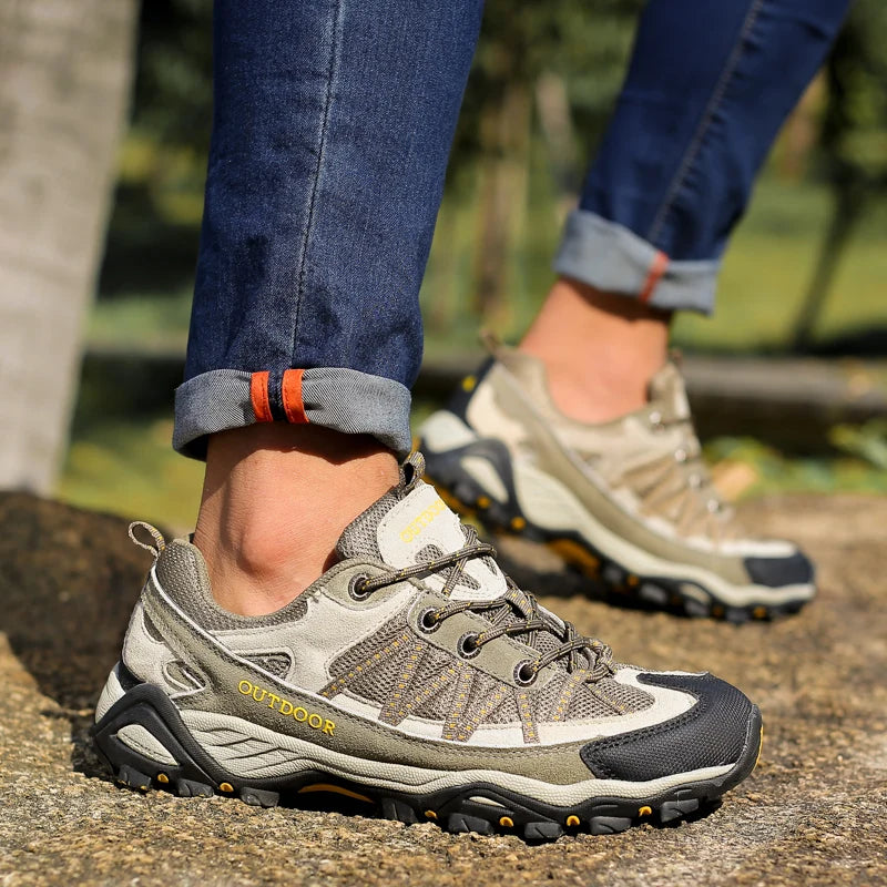 Unisex leather outdoor walking shoe – image 6