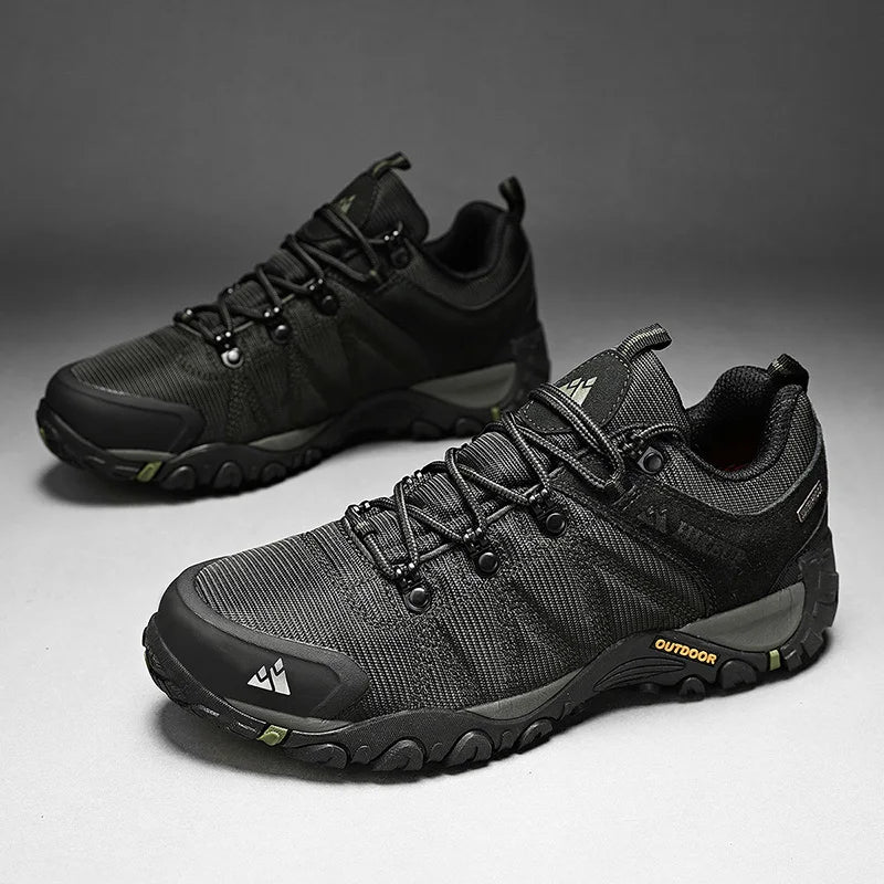 Men's suede and mesh hiking shoe – image 9