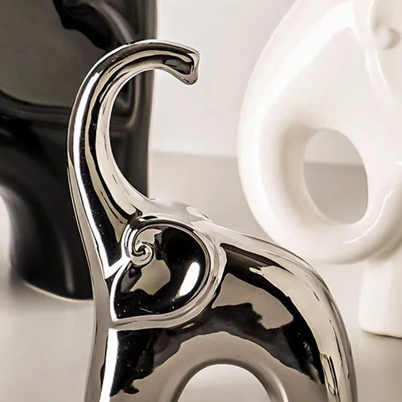 Family of Three Elephant Figurines by Snagg A Sculpture