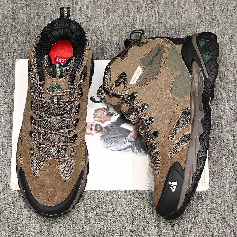 Men's high-top leather hiking boot – image 5