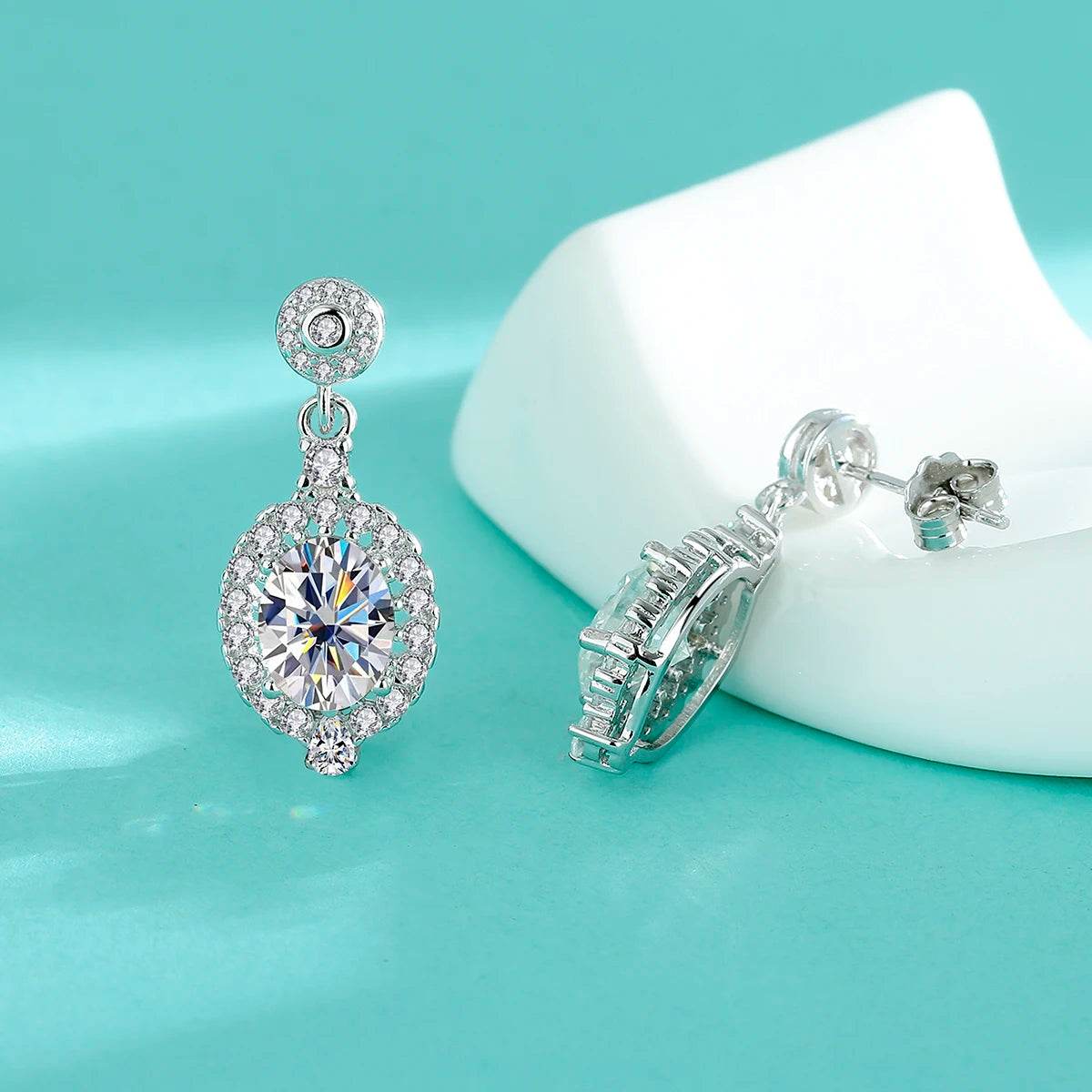1.5CT Oval Moissanite Drop Earrings - SnaggIt