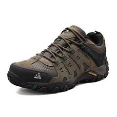 Suede and mesh trekking shoe – image 8