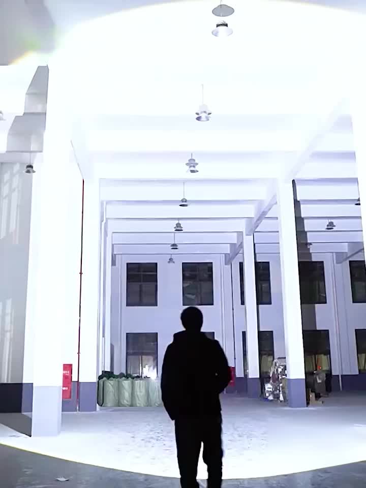 Ultra Bright LED Flashlight by Snagg A Flashlight