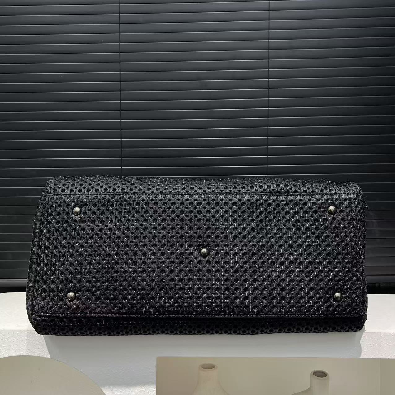 Large Capacity Black Nylon Duffel Bag