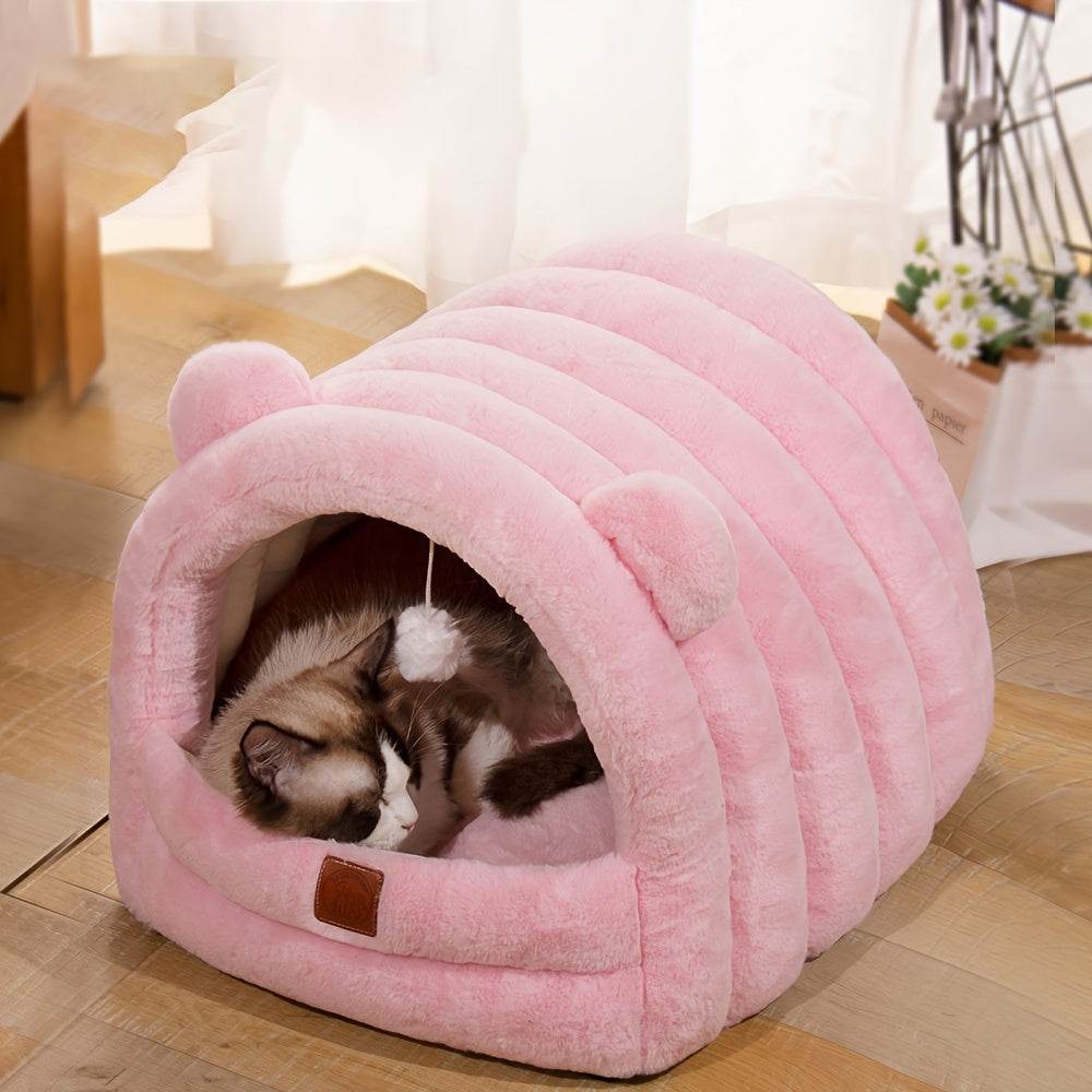 Cozy Seasonal Cat House - SnaggIt