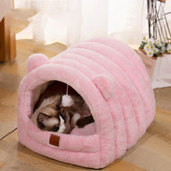 Cozy Seasonal Cat House - SnaggIt