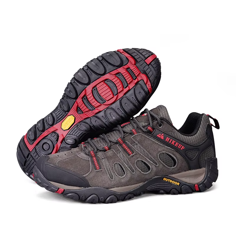 Low-cut cotton-lined trekking shoe – image 11