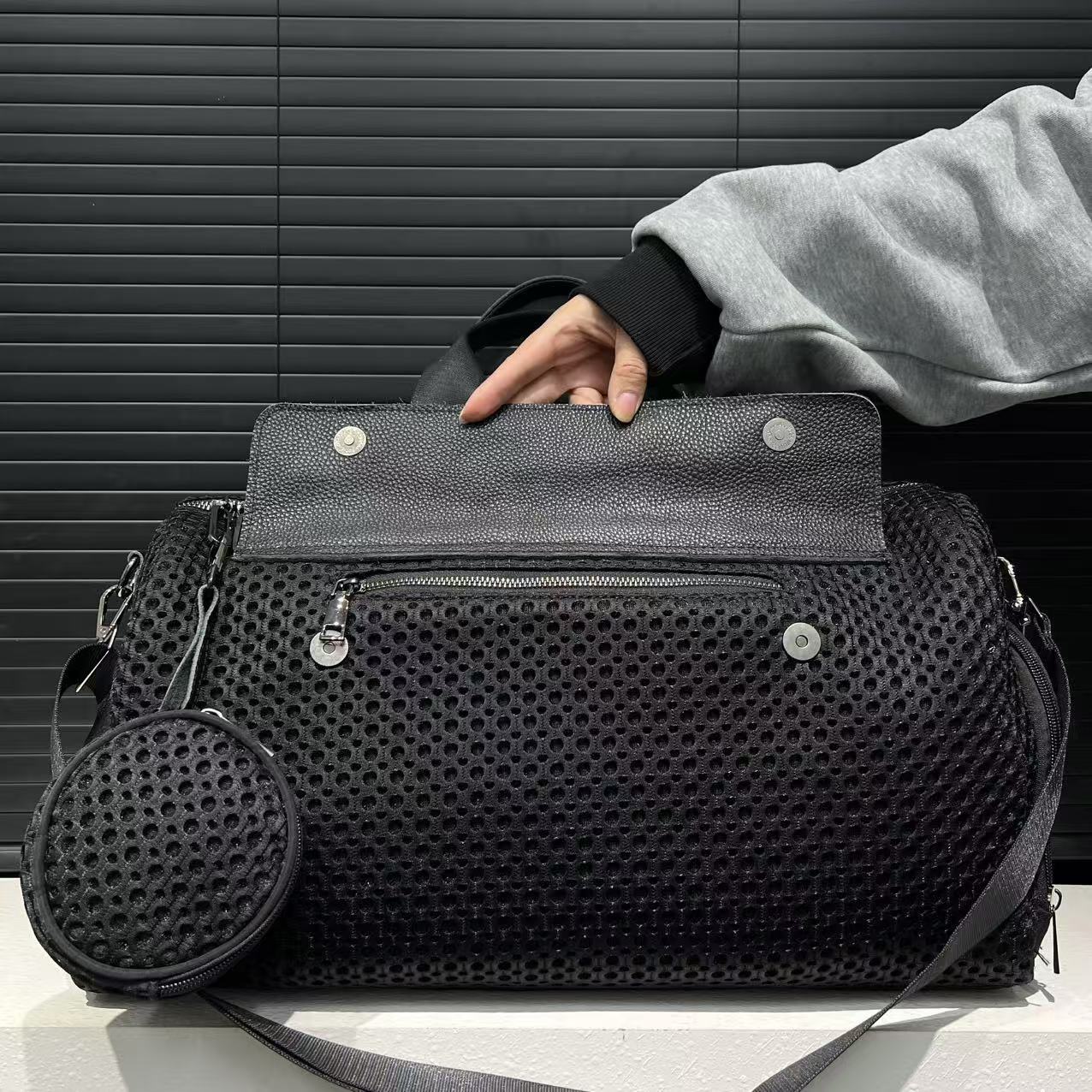 Large Capacity Black Nylon Duffel Bag