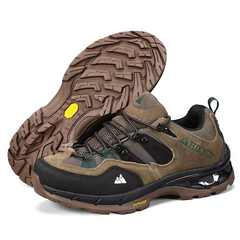 Non-slip suede leather hiking shoe – image 1