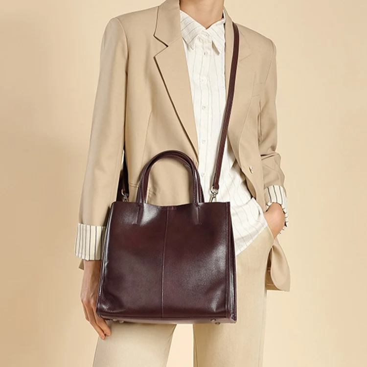 Genuine Leather Oil Wax Tote Bag – Large Capacity Vintage Shoulder & Crossbody Shopper for Women