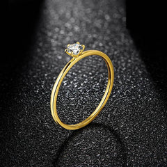 14K–18K Yellow Gold Moissanite Ring - SnaggIt