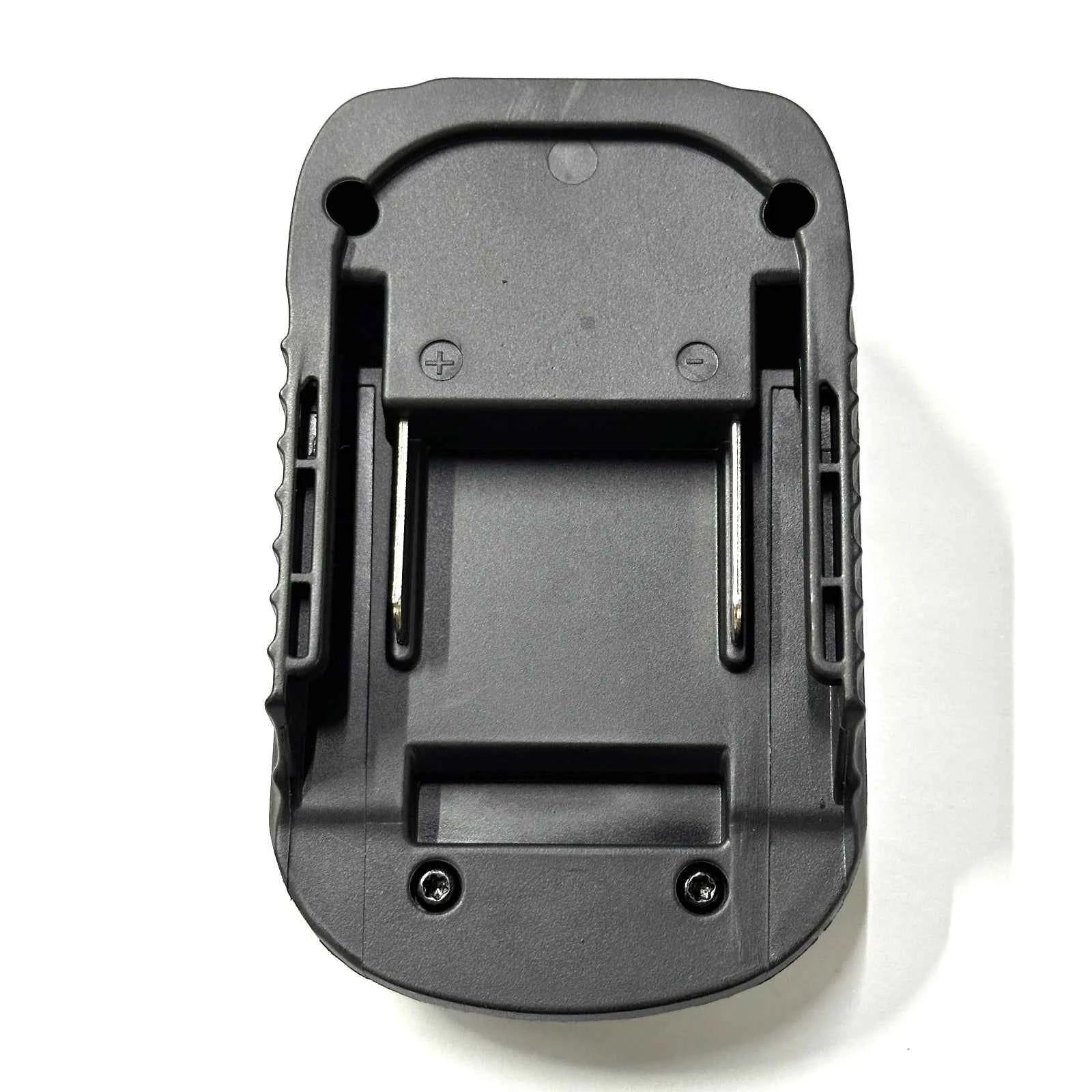 MT20DL battery converter with lock for Makita 18V to DeWalt – image 4