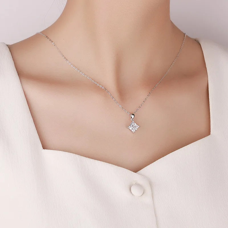 1–2CT Moissanite Pendant Necklace