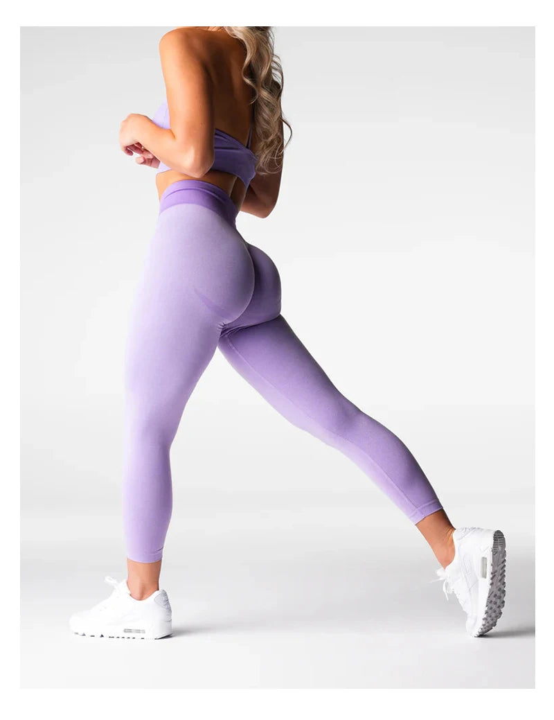 Seamless Women’s Leggings by Snagg A Pant