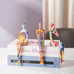 Graffiti Abstract Figurine – Modern Pop Art Sculpture by Snagg A Sculpture