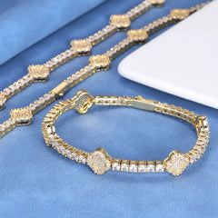 Four Leaf Clover Moissanite Tennis Bracelet by Snagg A Bracelet