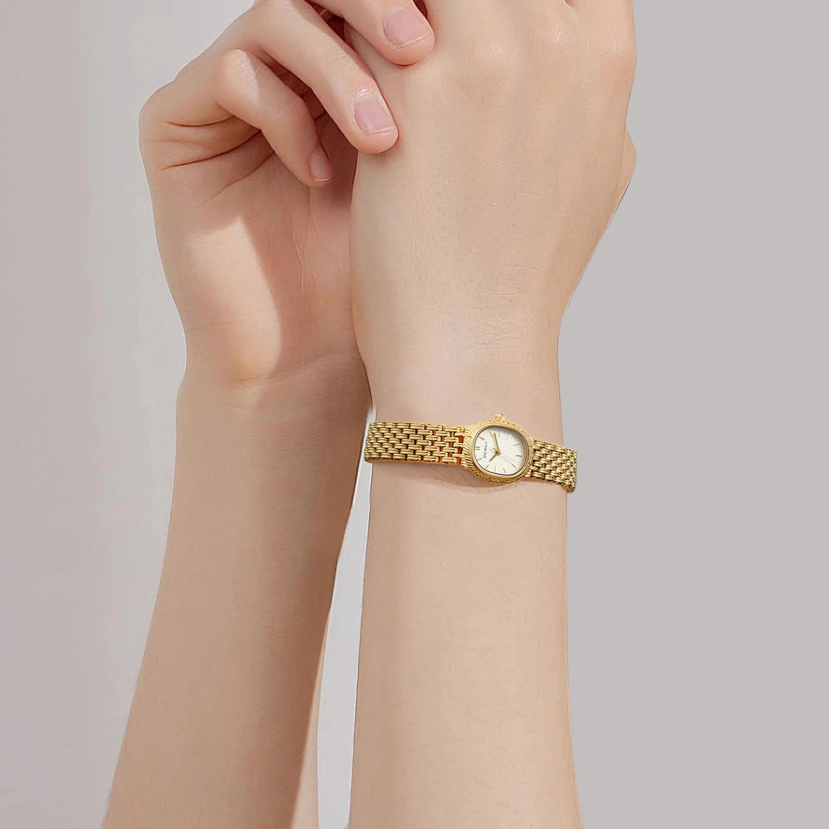 BERNY Golden Women’s Wristwatch