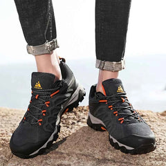 Men's low-cut hiking sneaker – image 3