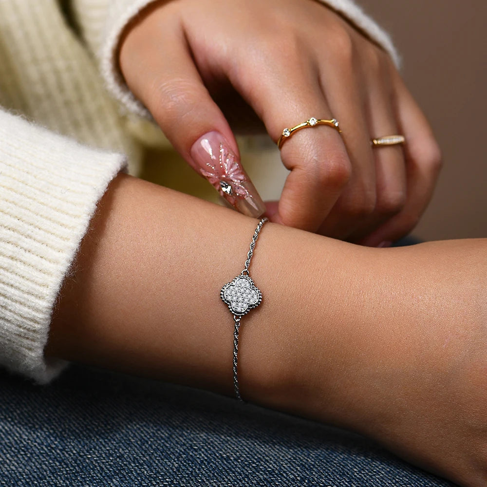 Luxury Bezel Moissanite Bracelet