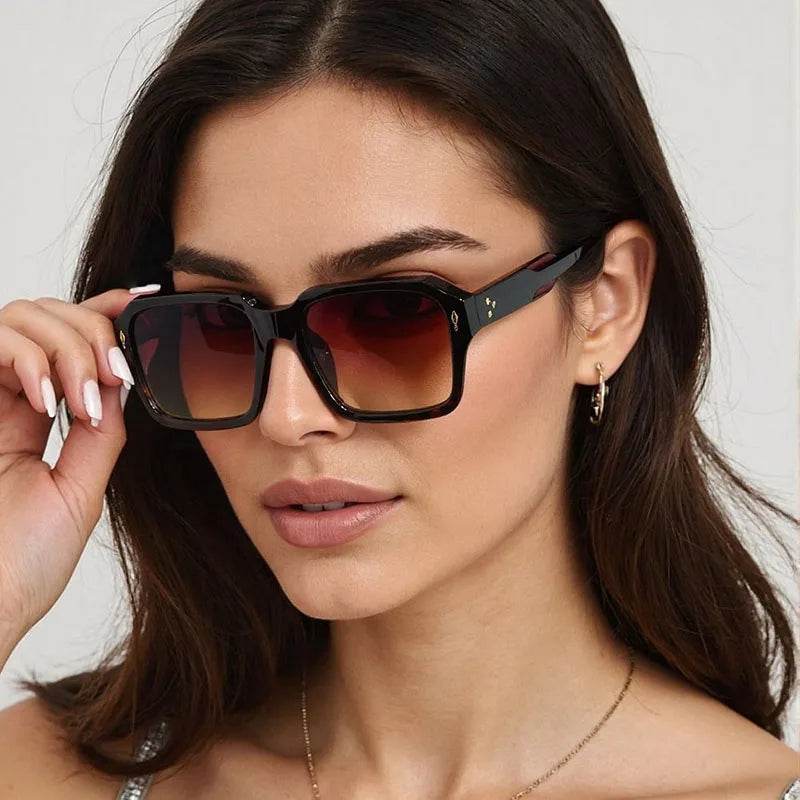 2025 Square Sunglasses - SnaggIt