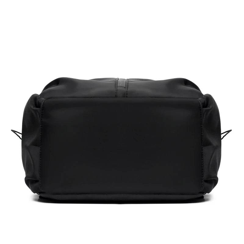 14-Inch Large Capacity School & Sports Backpack - SnaggIt