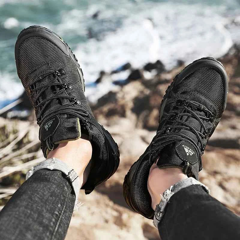Men's suede and mesh hiking shoe – image 4