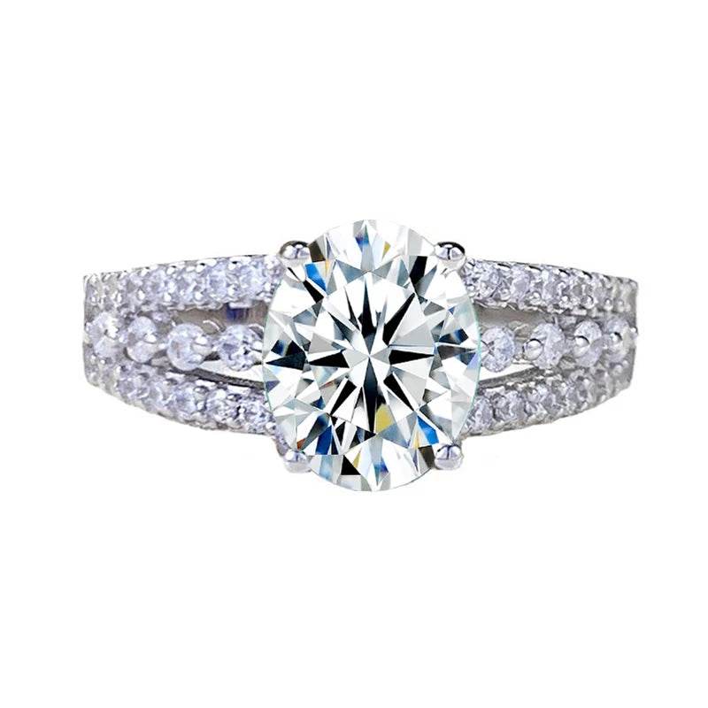 2ct Oval Green Moissanite Ring - SnaggIt