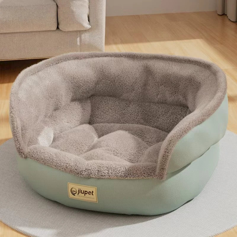 Round Plush Anti-Anxiety Pet Bed by Snagg A Pet Bed