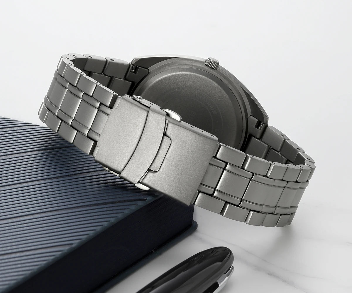 do it for the following 114g (Silicone Strap) / 173g (Steel Strap)