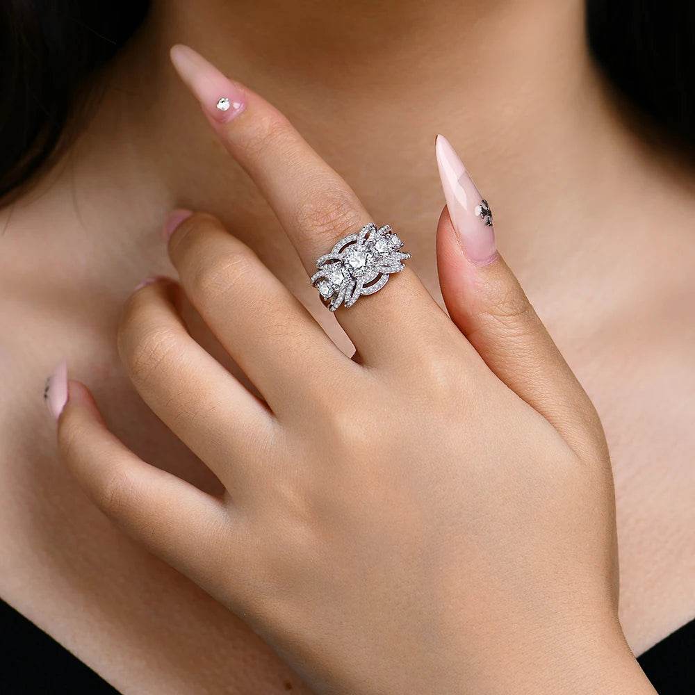 1ct Round Cut Moissanite Ring - SnaggIt