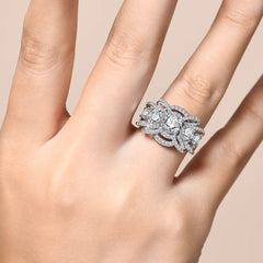 1ct Round Cut Moissanite Ring - SnaggIt