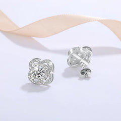 0.5CT Teal Moissanite Four-Leaf Stud Earrings