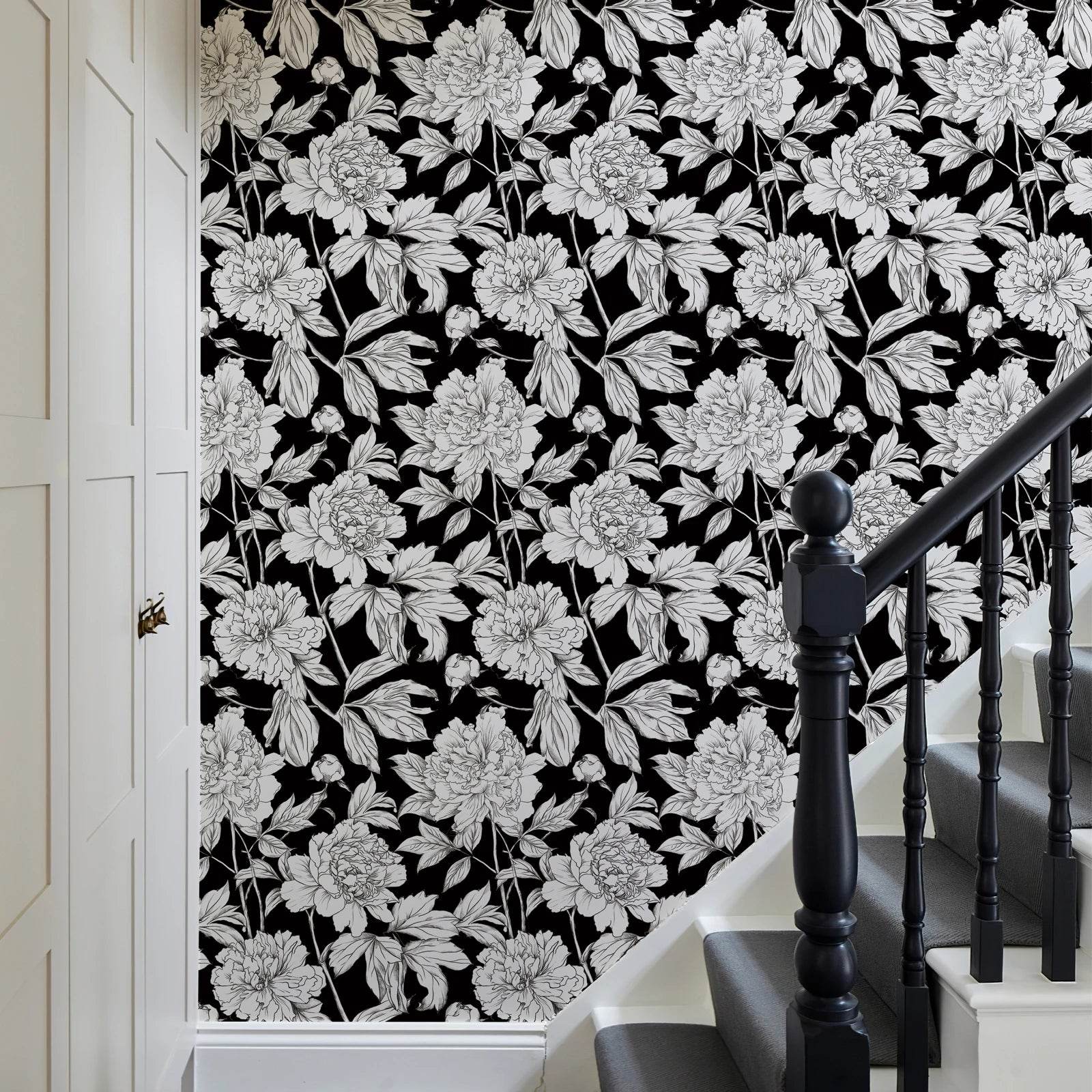 Black & White Floral Retro Peel & Stick Wallpaper - SnaggIt
