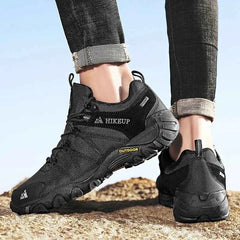 Men's suede and mesh hiking shoe – image 2