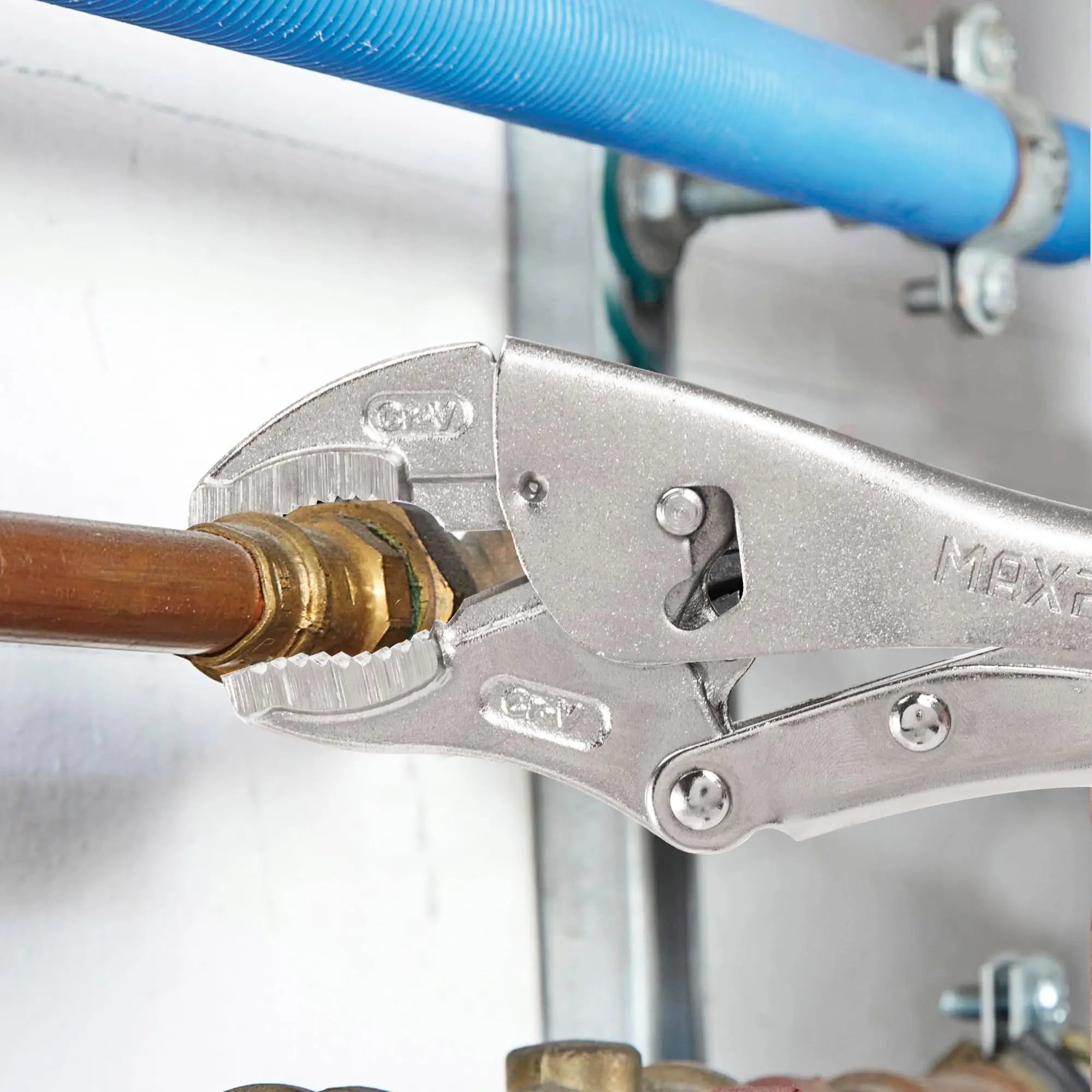 Powerful Multifunctional Pressure Pliers by Snagg A Plier