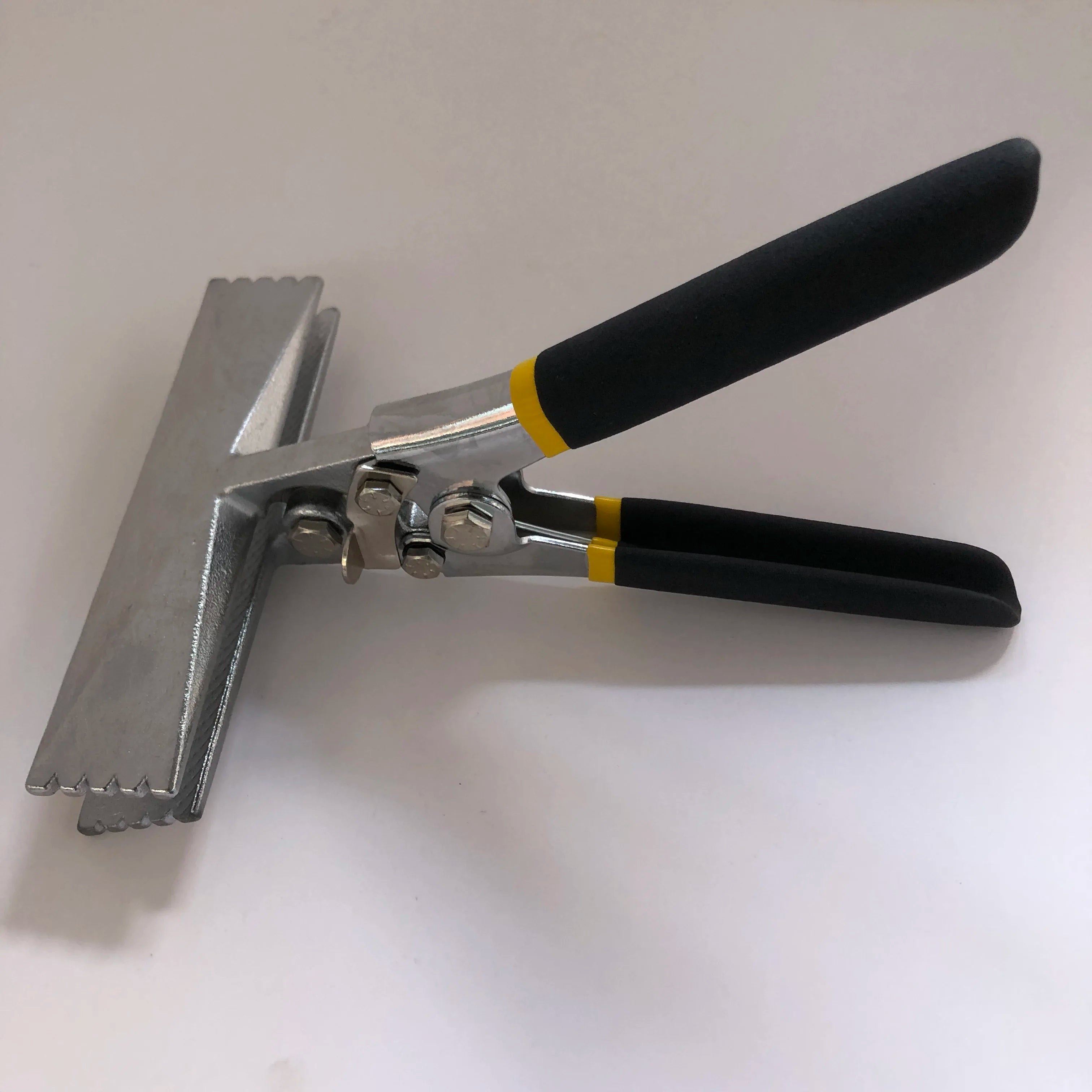 6-Inch Hand Seamer with Straight Jaw