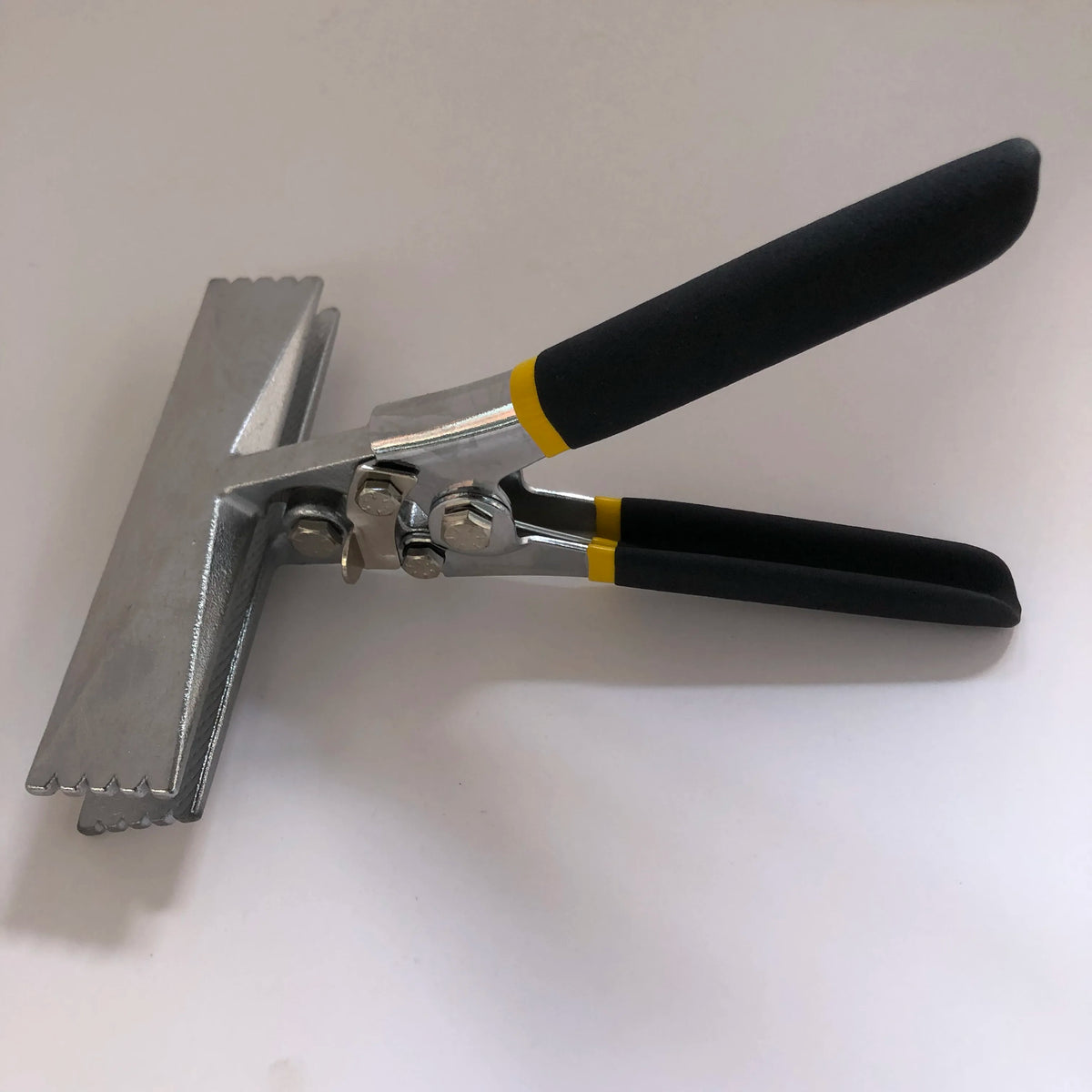 6-Inch Hand Seamer with Straight Jaw