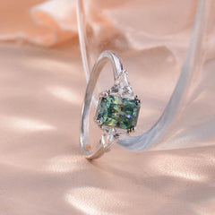 2ct Teal Moissanite Ring - SnaggIt
