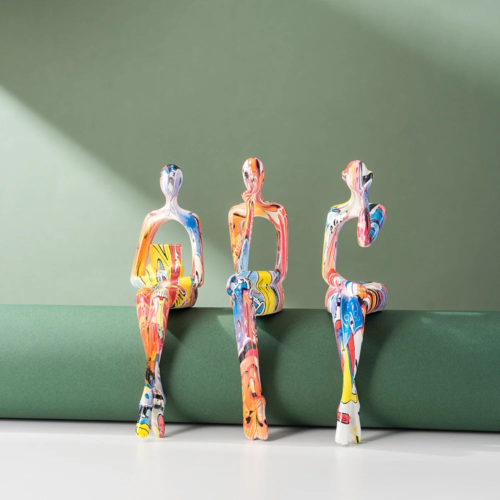 Graffiti Abstract Figurine – Modern Pop Art Sculpture by Snagg A Sculpture