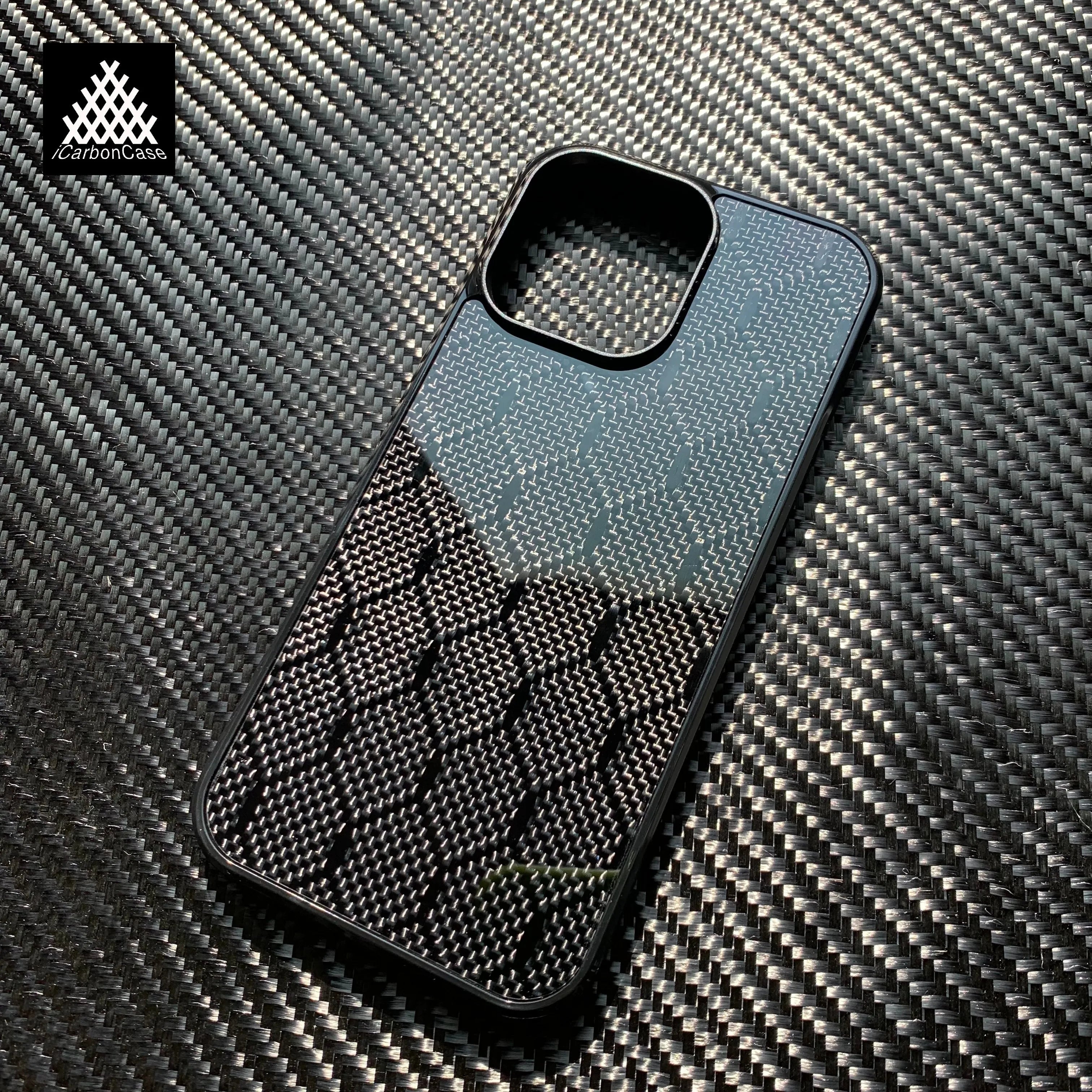 Magsafe Woven Carbon Fiber Case for iPhone 16 Series by Snagg A Phone Case
