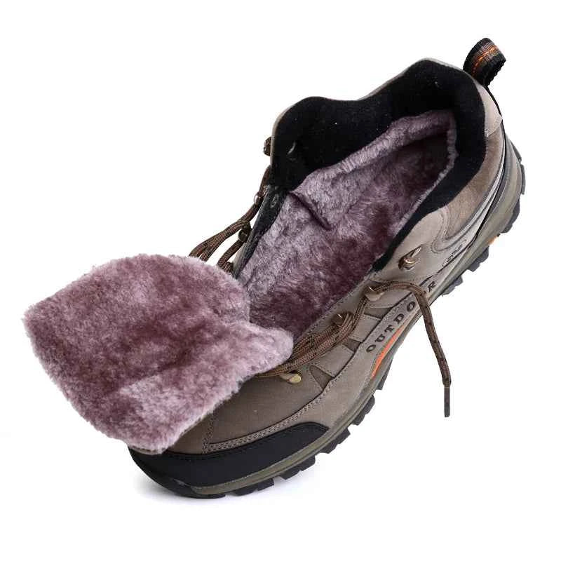 Leather Ankle Boots with Plush Lining – Unisex Winter Hiking Boots with Rubber Sole